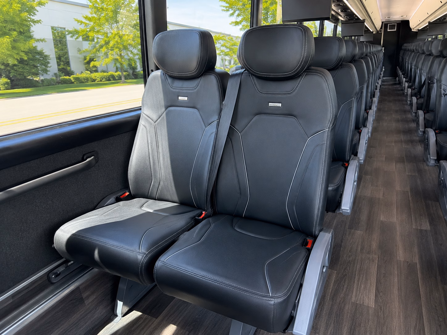 bachelor and bachelorette party buses in yakima