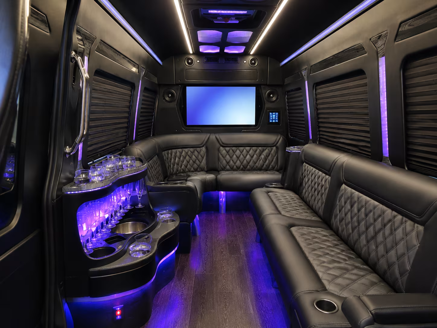 trade show and expo buses for the yakima valley sundome